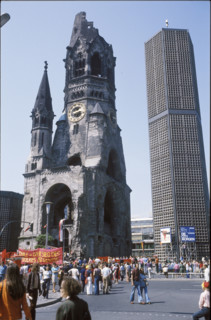 Demonstration against Chilean army in front of Kaiser Wilhelm Memorial Church 1974