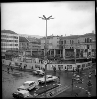 Demolition of Globus at Löwenplatz, Zurich 1961