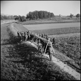 Armed Army auxiliaries; 1939