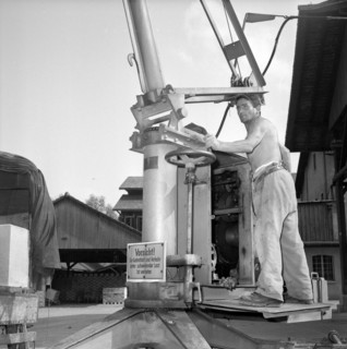 Construction worker; 1953