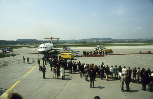 Arrival Elizabeth II, Zurich Airport 1980