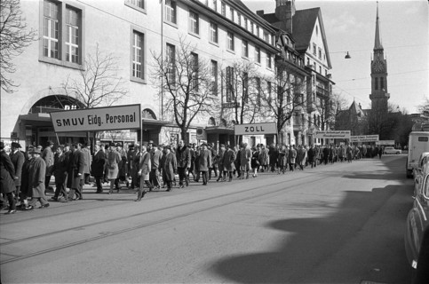 Salaried public employees demanding reduction in working hours; 1966