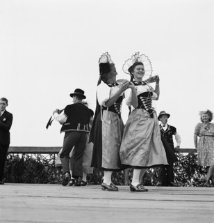 Dancers at public festival in the Emmental, in 1942