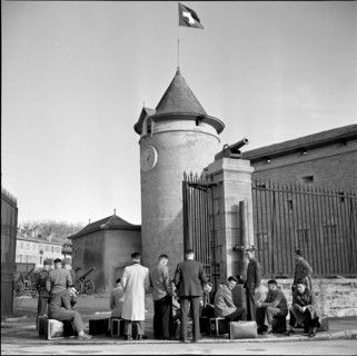 Recruits outside armory Morges 1955