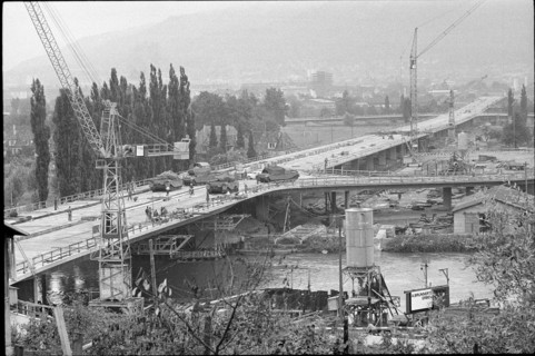 Zurich-Altstetten, Europa Bridge under construction, load test; 1963
