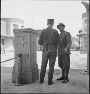 Swiss border in Chiasso, end of war, 1945