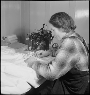 Home embroideress at work, 1942