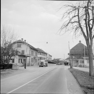 Swiss customs office in Neuhausen; 1957