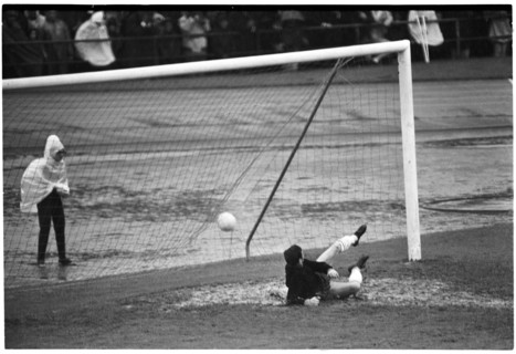 NLA 1968/69: FC Zurich - FC Basel; Keeper Othmar Iten