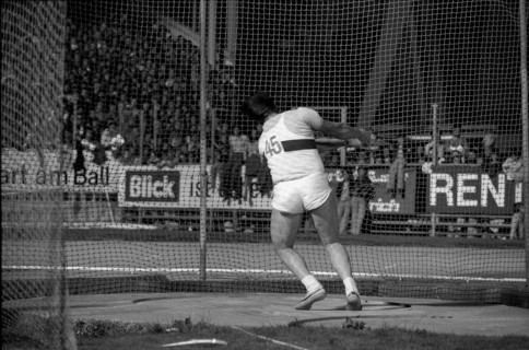 Athletics meeting of Zurich 1975: Hammer throwing