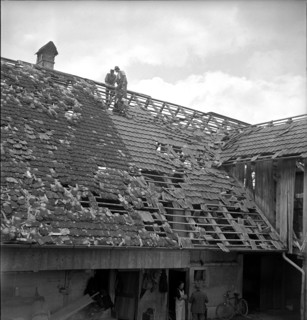 WW 2: bombing in Switzerland; bomb airdrop, dropping in Riggisberg, 1943.