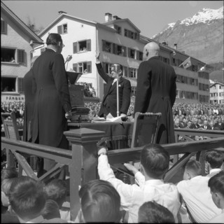 Swearingin at the Glarus Landsgemeinde 1956