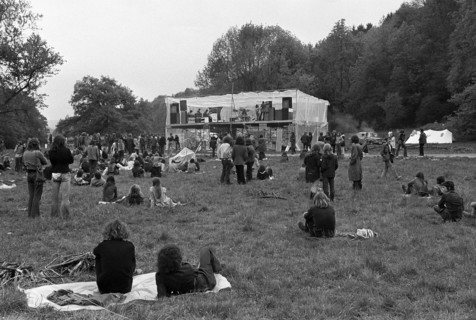Openair concert to mark the closure of the Café Odeon, 1972