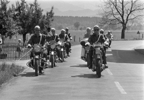 Tour de Suisse 1967: Motorcycle police officers