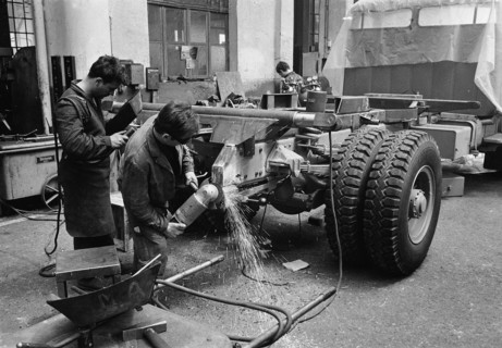 body shop; body construction; 1968