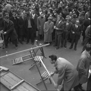 farmers' demonstration; build a barricade; 1961