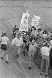 Tour de Suisse 1968: Celebrations for winner Louis Pfenninger
