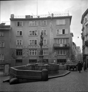 Stüssihofstatt; Franciscans; 1941