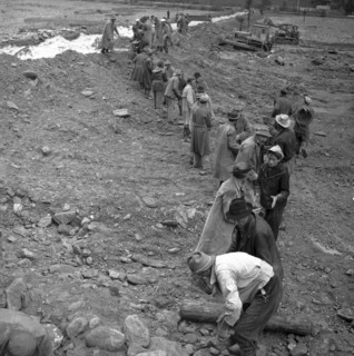 Täsch, Men doing clearance work. 1957