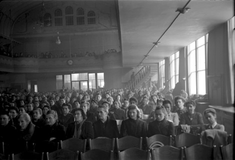 Workers of the rayon factory Feldmühle AG on strike, 1946