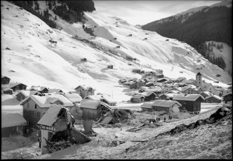 Avalanche in Vals, 1951