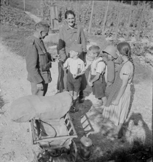 Soldier, returning home after discharge; 1940; 1940