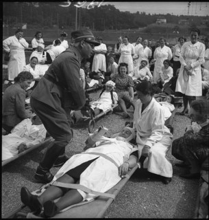 Medical troops exercise, 1941