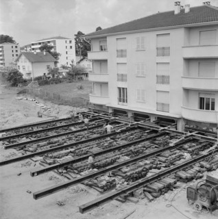 House relocation, LausanneGeneva motorway, 1961