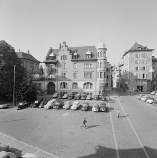 Hirschengraben parking lot