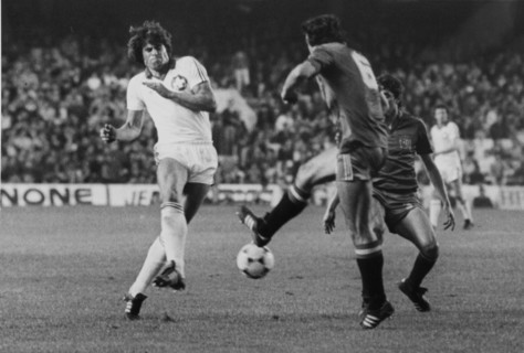 International match Spain - Switzerland 1982: Andy Egli, Alexanco.