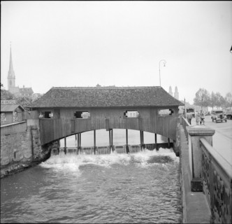 Old wooden Bridge over Limmat, Zürich 1946.