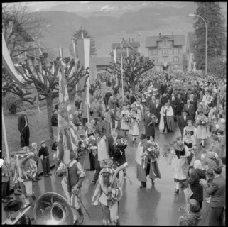 Sachseln, reception in honour of Ludwig von Moos, new elected federal councillor; 1959.