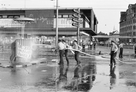 Youth unrest; Globus riots.