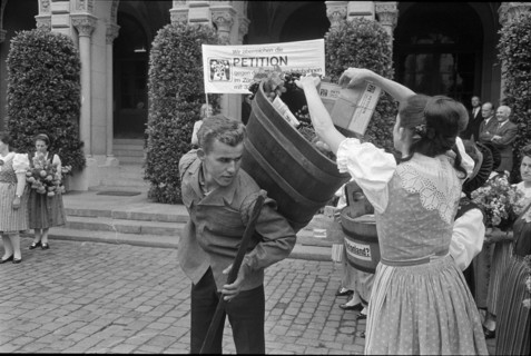 Petition against highway construction in the Weinland, 1972.