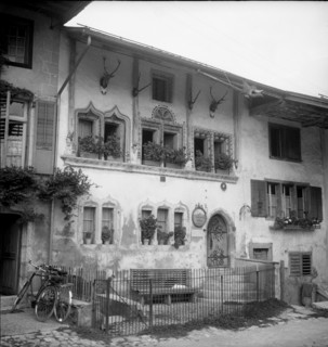 Gruyères, front of historical house; 1948.