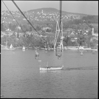 Cableway across Lake Zurich around 1959.