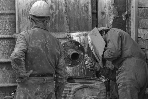 1975, Paris, Rive droite, men at work.
