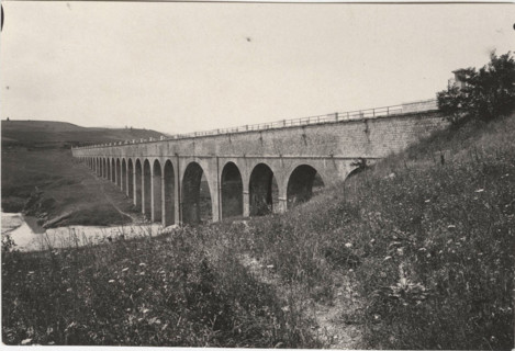 Apulian aqueduct on Atella torrent