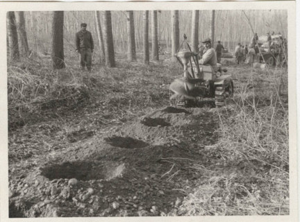 Arboricolture drills digging holes