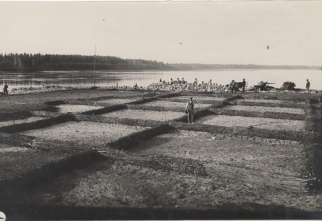 Po River land reclamation works, the protection of the riverbank