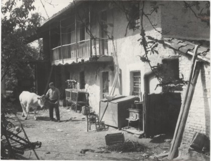 Farm building in Revello