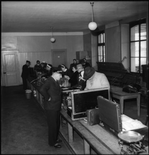 WW 2: Swiss Donation; swiss medical mission, team on their way to Belgium, 1944.