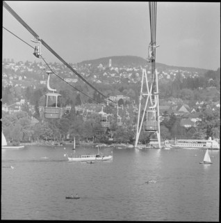 Cableway across Lake Zurich around 1959.
