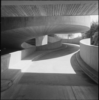 Multi-storey car park, building Zur Palme, Zurich 1964.