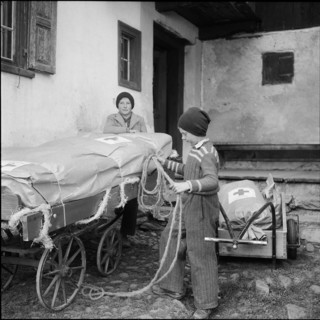 The 2000th donated bed of the Red Cross, 1957.