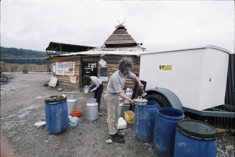 Everyday life in the squatting village.