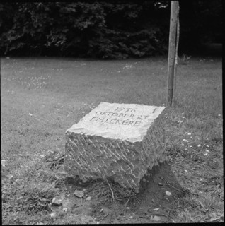 Memorial stone for revolt in Hungary 1956, Schadaupark Thun 1958.