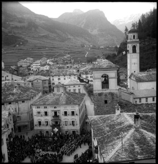 Federal president Enrico Celio in Poschiavo, 1948.