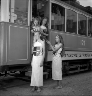 School theatre in support of the Swiss donation, 1945.