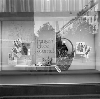 Shop window Ringier publisher: Modes Ringier, Ringier fashion magazine, 1966.